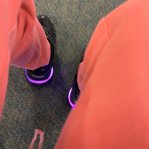 balenciaga track led with receipt on the box straight frm saks - Picture 8 of 8